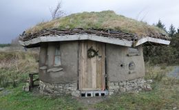 Up-to-date cob building